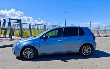Volkswagen Golf VI, 2009 год, 900 000 рублей, 2 фотография