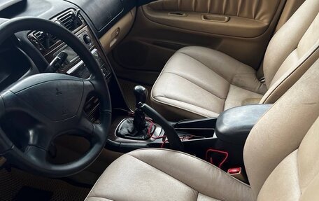 Mitsubishi Galant VIII, 1997 год, 215 000 рублей, 2 фотография