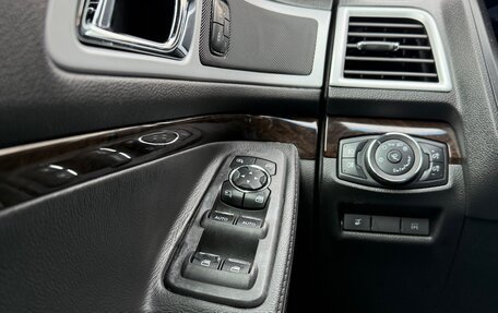 Ford Explorer VI, 2013 год, 1 800 000 рублей, 3 фотография