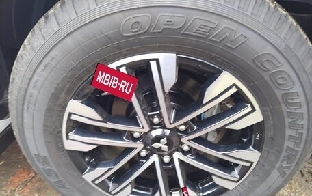 Mitsubishi Montero Sport, 2021 год, 4 950 000 рублей, 14 фотография