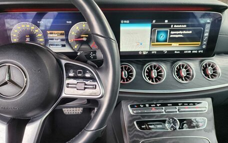 Mercedes-Benz E-Класс, 2019 год, 5 350 000 рублей, 17 фотография