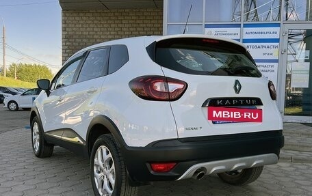 Renault Kaptur I рестайлинг, 2017 год, 1 299 000 рублей, 3 фотография