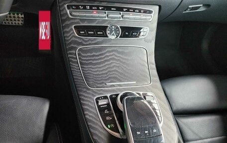 Mercedes-Benz E-Класс, 2019 год, 5 350 000 рублей, 19 фотография