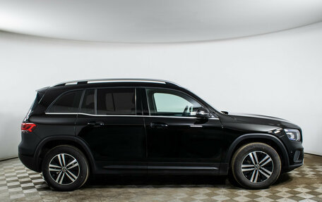 Mercedes-Benz GLB, 2021 год, 2 990 000 рублей, 4 фотография