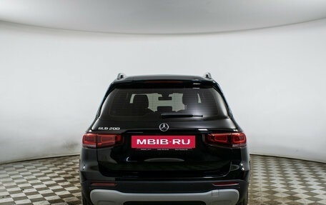 Mercedes-Benz GLB, 2021 год, 2 990 000 рублей, 6 фотография