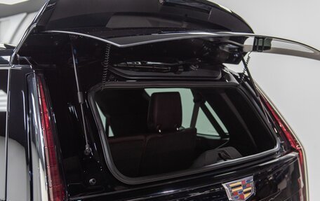 Cadillac Escalade V, 2023 год, 15 900 000 рублей, 8 фотография