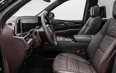 Cadillac Escalade V, 2023 год, 15 900 000 рублей, 13 фотография
