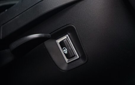 BMW 3 серия, 2018 год, 3 195 000 рублей, 18 фотография