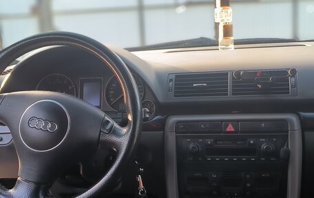 Audi A4, 2003 год, 1 237 000 рублей, 9 фотография