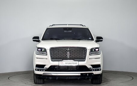 Lincoln Navigator, 2018 год, 8 034 000 рублей, 3 фотография