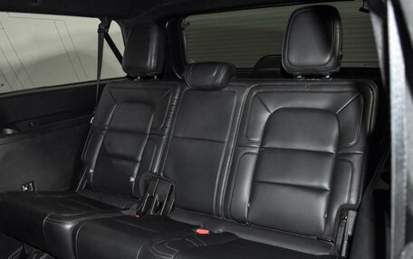Lincoln Navigator, 2018 год, 8 034 000 рублей, 13 фотография