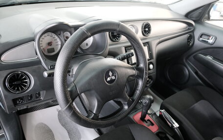 Mitsubishi Outlander III рестайлинг 3, 2005 год, 679 000 рублей, 11 фотография