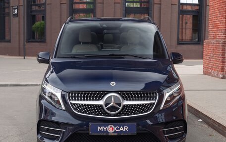 Mercedes-Benz V-Класс, 2022 год, 8 498 000 рублей, 2 фотография