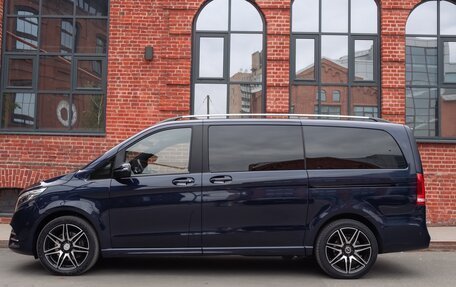 Mercedes-Benz V-Класс, 2022 год, 8 498 000 рублей, 5 фотография