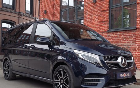 Mercedes-Benz V-Класс, 2022 год, 8 498 000 рублей, 3 фотография