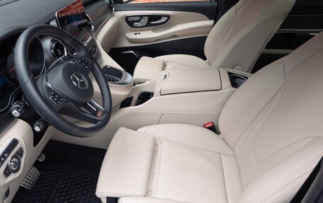 Mercedes-Benz V-Класс, 2022 год, 8 498 000 рублей, 20 фотография