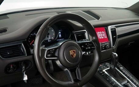 Porsche Macan I рестайлинг, 2015 год, 3 285 000 рублей, 12 фотография