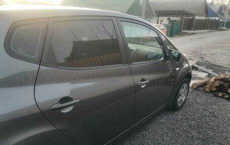 KIA Venga I, 2011 год, 750 000 рублей, 3 фотография