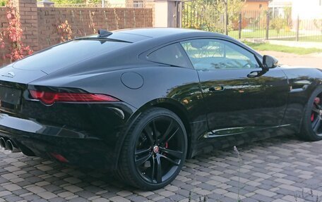 Jaguar F-Type I рестайлинг 2, 2015 год, 3 499 000 рублей, 5 фотография