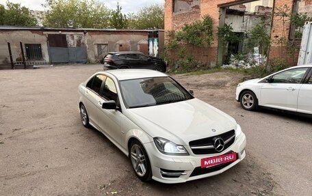 Mercedes-Benz C-Класс, 2011 год, 1 499 000 рублей, 2 фотография