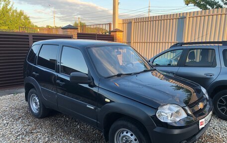 Chevrolet Niva I рестайлинг, 2012 год, 510 000 рублей, 2 фотография