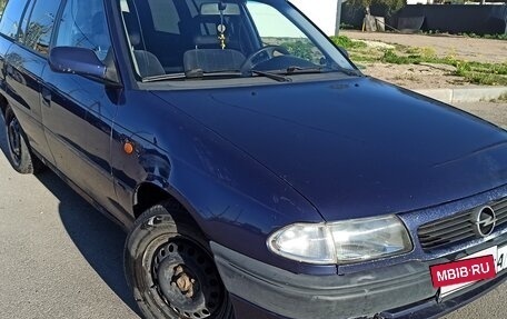 Opel Astra F, 1996 год, 145 000 рублей, 3 фотография