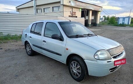 Renault Clio III, 2001 год, 230 000 рублей, 4 фотография