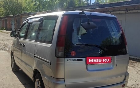 Toyota Town Ace III, 2000 год, 650 000 рублей, 4 фотография