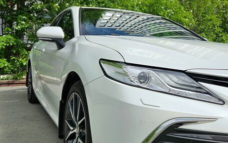 Toyota Camry, 2021 год, 3 900 000 рублей, 5 фотография