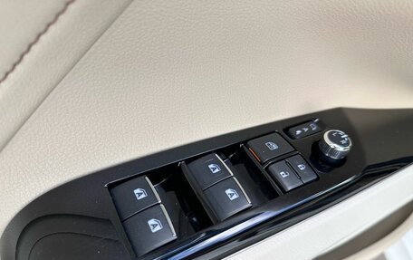 Toyota Camry, 2019 год, 2 900 000 рублей, 16 фотография