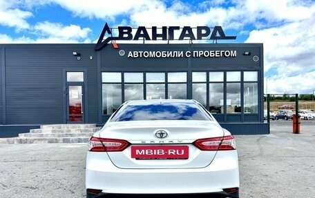 Toyota Camry, 2019 год, 2 900 000 рублей, 6 фотография