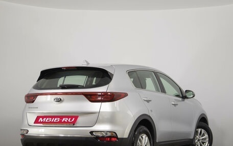 KIA Sportage IV рестайлинг, 2019 год, 2 599 000 рублей, 6 фотография
