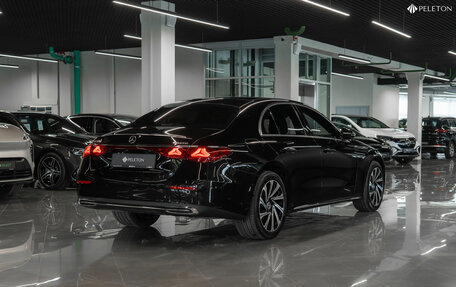 Mercedes-Benz E-Класс, 2024 год, 9 200 000 рублей, 4 фотография