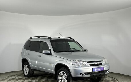 Chevrolet Niva I рестайлинг, 2015 год, 699 000 рублей, 2 фотография
