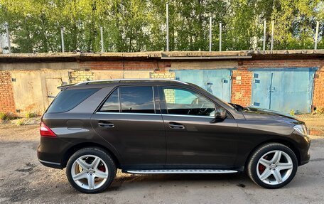 Mercedes-Benz M-Класс, 2012 год, 2 300 000 рублей, 6 фотография