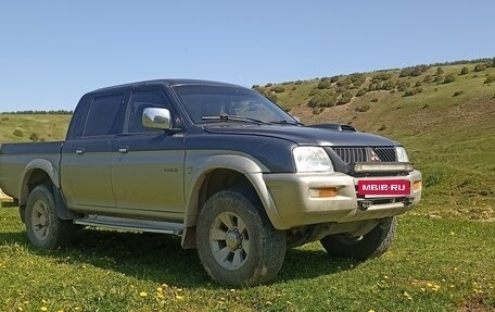 Mitsubishi L200 III рестайлинг, 2005 год, 570 000 рублей, 3 фотография