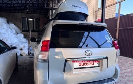 Toyota Land Cruiser Prado 150 рестайлинг 2, 2010 год, 2 930 000 рублей, 3 фотография