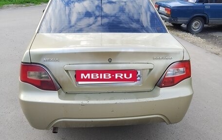 Daewoo Nexia I рестайлинг, 2010 год, 130 000 рублей, 3 фотография