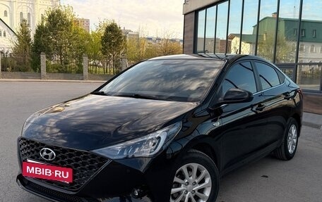 Hyundai Solaris II рестайлинг, 2020 год, 1 750 000 рублей, 2 фотография
