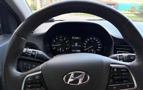 Hyundai Solaris II рестайлинг, 2020 год, 1 750 000 рублей, 12 фотография
