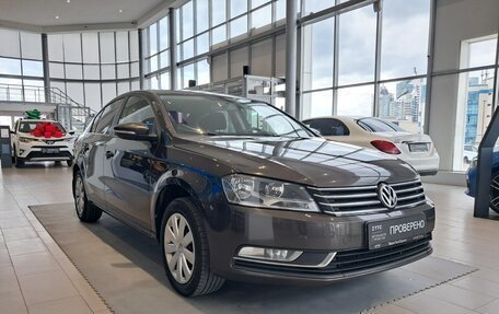 Volkswagen Passat B7, 2014 год, 1 252 000 рублей, 3 фотография