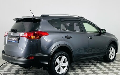 Toyota RAV4, 2014 год, 1 850 000 рублей, 6 фотография