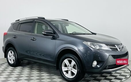 Toyota RAV4, 2014 год, 1 850 000 рублей, 4 фотография