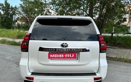 Toyota Land Cruiser Prado 150 рестайлинг 2, 2019 год, 5 750 000 рублей, 3 фотография