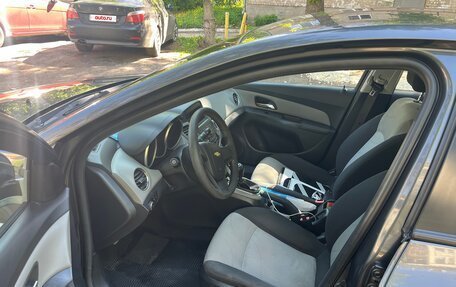 Chevrolet Cruze II, 2012 год, 650 000 рублей, 3 фотография