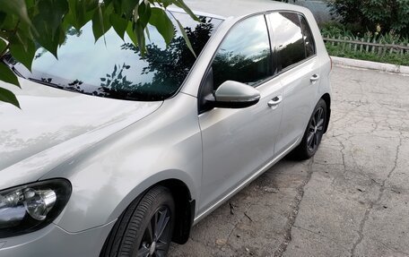 Volkswagen Golf VI, 2012 год, 1 180 000 рублей, 2 фотография