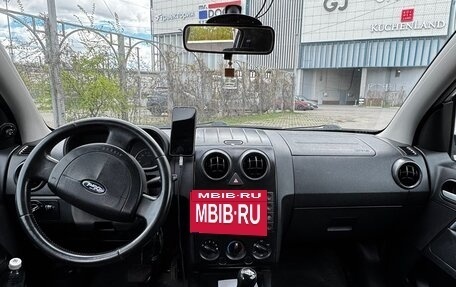 Ford Fusion I, 2005 год, 359 000 рублей, 11 фотография