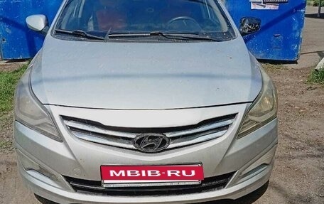 Hyundai Solaris II рестайлинг, 2014 год, 600 000 рублей, 2 фотография