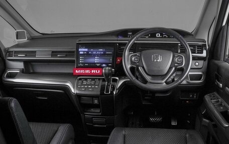 Honda Stepwgn IV, 2019 год, 2 399 000 рублей, 6 фотография