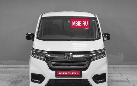 Honda Stepwgn IV, 2019 год, 2 399 000 рублей, 3 фотография